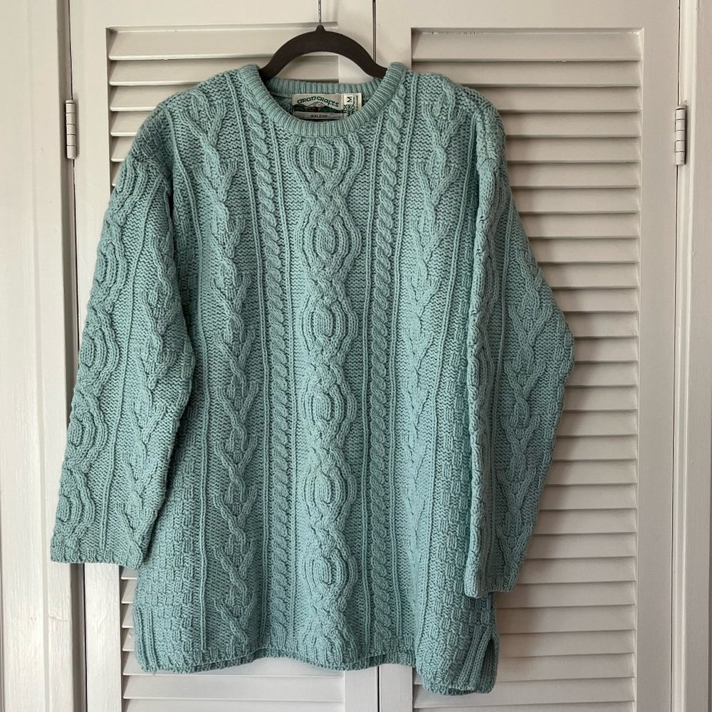 Aran Crafts 100% merino wool cable knit sweater medium seafoam green